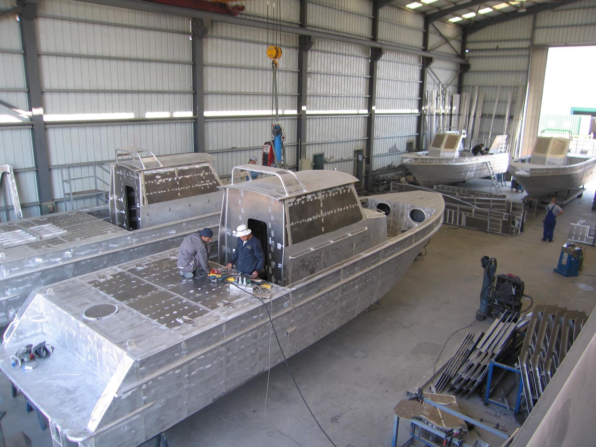Aluminium Hull Boats & Tug Construction — Karachi Shipyard & Engineering Works engineering project by FAST Engineering & Services — photo 4