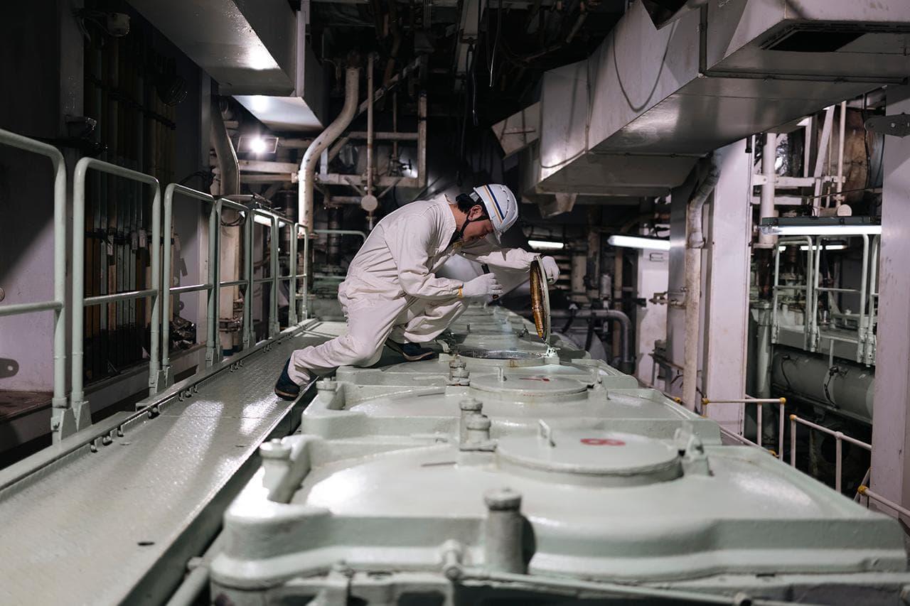 DV BEHRKUSHA — Tank Cleaning — Pakistan Navy engineering project by FAST Engineering & Services — photo 3