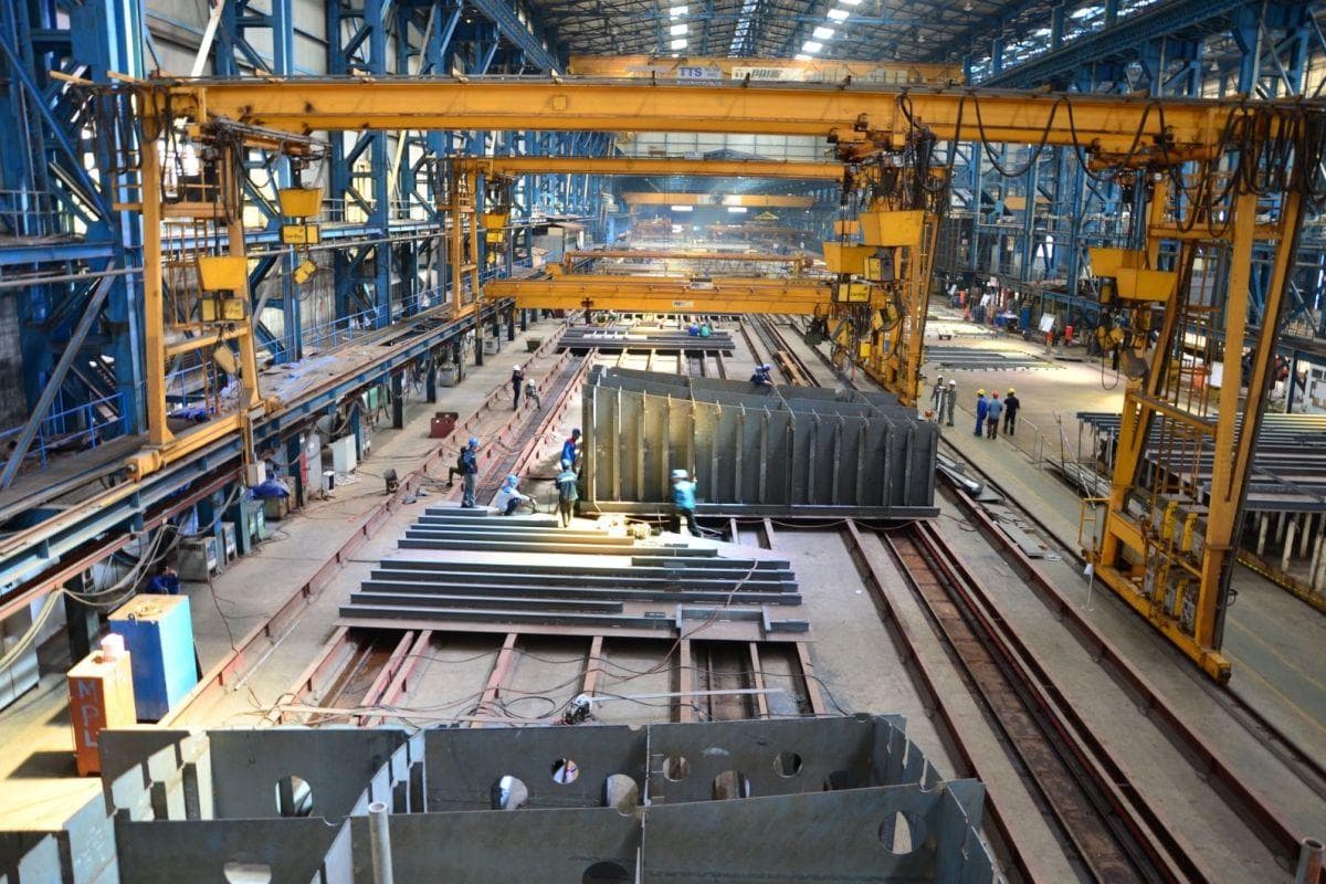 Pakistan Navy Fleet Tanker — Fabrication & Welding — Pakistan Navy / Karachi Shipyard — photo 2