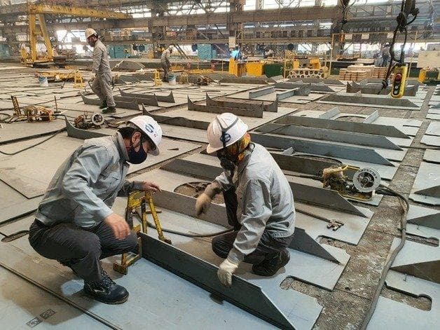 Pakistan Navy Fleet Tanker — Skilled Workforce — Pakistan Navy / Karachi Shipyard engineering project by FAST Engineering & Services — photo 4